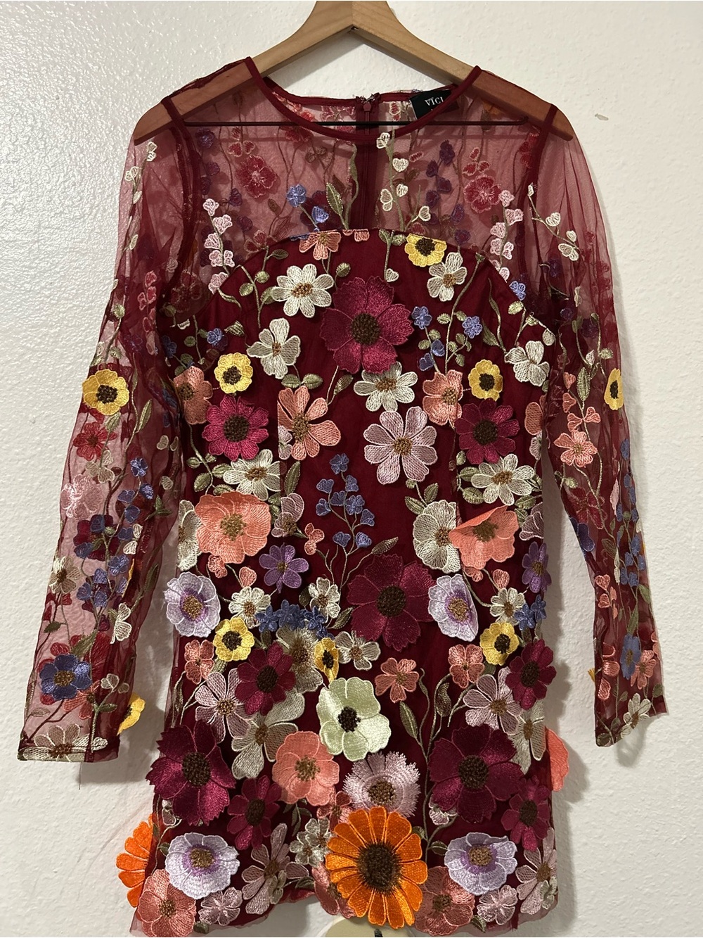 VICI Meliora Floral Applique Mini Burgandy Dress size large - Picture 7 of 7